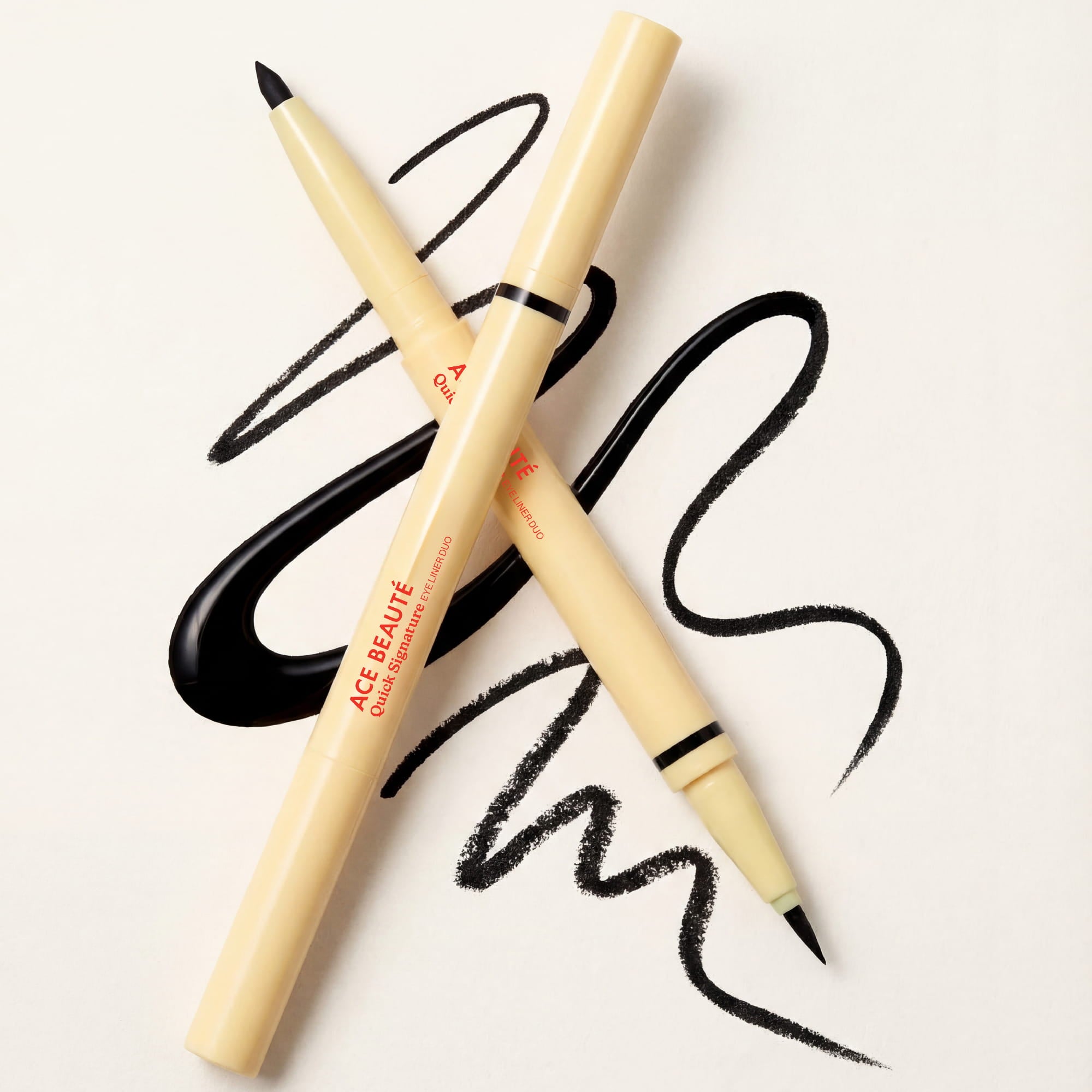 Precision liquid eyeliner tip for winged liner
Smooth glide eye pencil eyeliner
